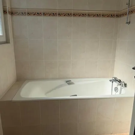 شقة Great Location Next To A Park And Downtown, Well-equipped *