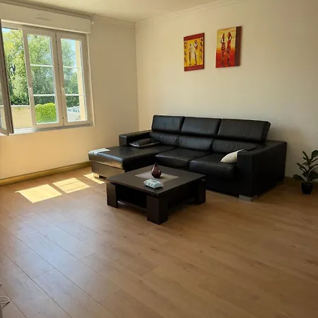 Great Location Next To A Park And Downtown, Well-equipped *